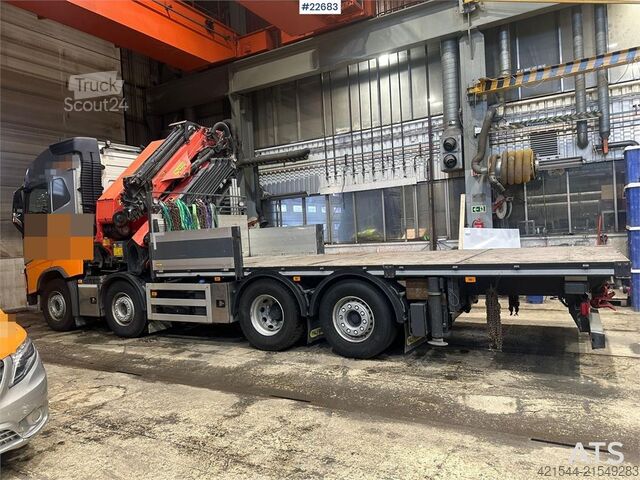 Vrachtwagen met kraan Volvo FH 500 8x2 crane truck w/ 78t/m crane and jib. WAT