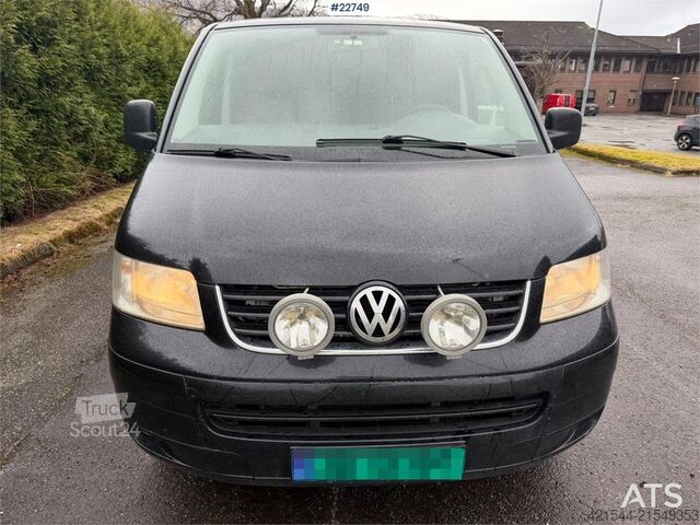 Kombi med högt tak VW Transporter 4x4 van