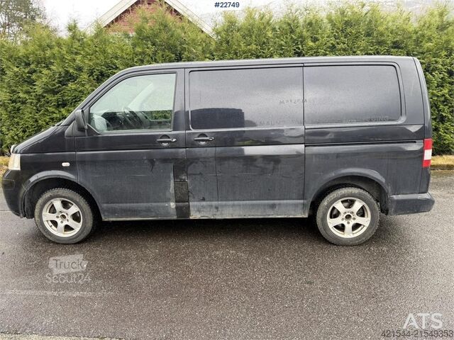 Kombi med högt tak VW Transporter 4x4 van