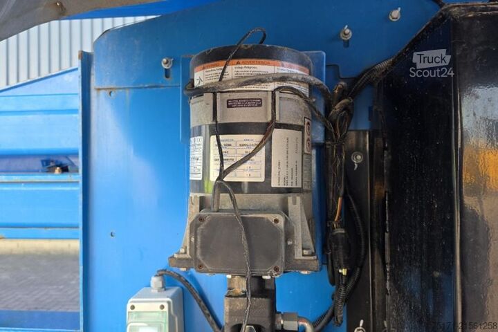 Chargeuse Genie Z45/25 XC Diesel, 4x4 Drive, 16m Working Height, 7