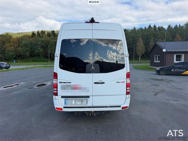 Minibus Mercedes-Benz Sprinter 516 w/ 16+1 and approved for two wheelcha
