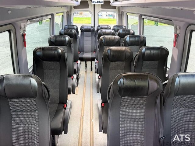 Minibus Mercedes-Benz Sprinter 516 w/ 16+1 and approved for two wheelcha