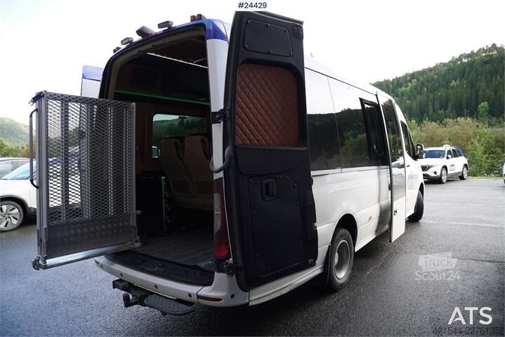 Minibus Mercedes-Benz Sprinter 519 CDI – Model – 17+2 Seats with Wheelch