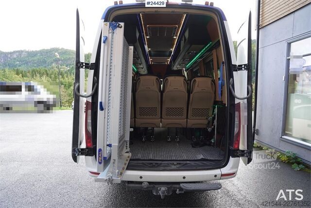 Minibus Mercedes-Benz Sprinter 519 CDI – Model – 17+2 Seats with Wheelch