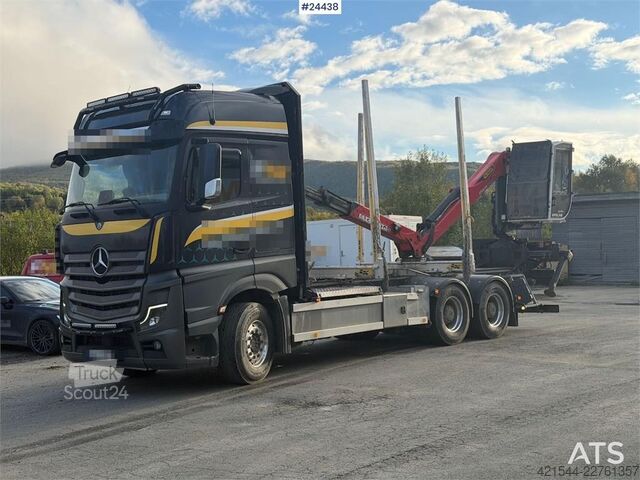 Prepravca dreva Mercedes-Benz Actros 6x4 timber truck with Epsilon M12L timber c