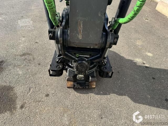 Chargeuse-pelleteuse Volvo EWR130E