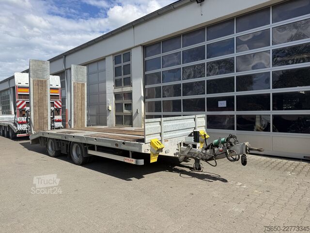 Remorcă cu platformă joasă Möslein TTA21 Schwebheim  21 t Tandemtieflader