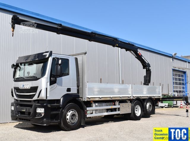 Automobilis ar plakanu platformu IVECO Stralis 260S42 Brücke/Kran Hiab/Retarder