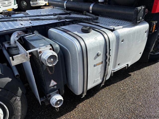 Standard tractor DAF XF 450 FTP/6x2/silo compressor Gardner Denver/t...