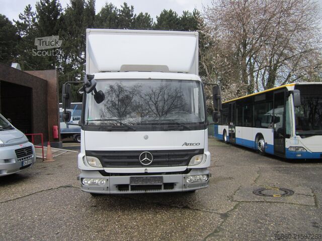 Box truck Mercedes-Benz 816 Atego Koffer mit Ladebordwand