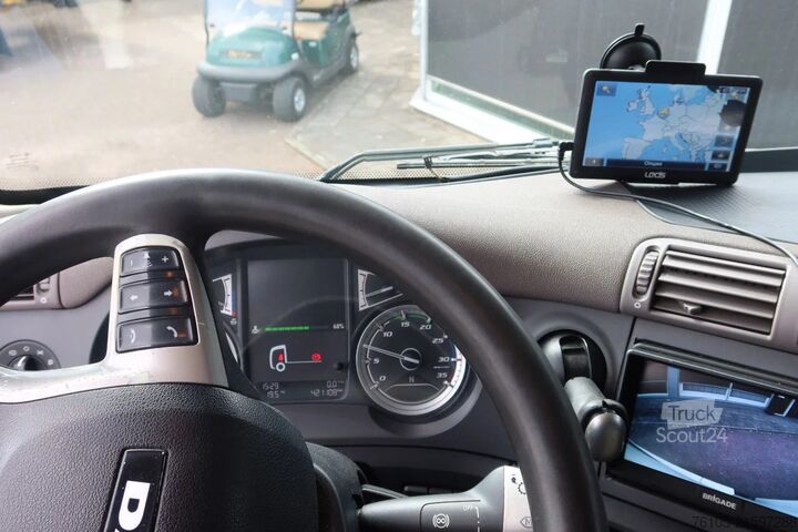 Box body DAF CF 290 Bak+Klep Dhollandia 2.000 kg