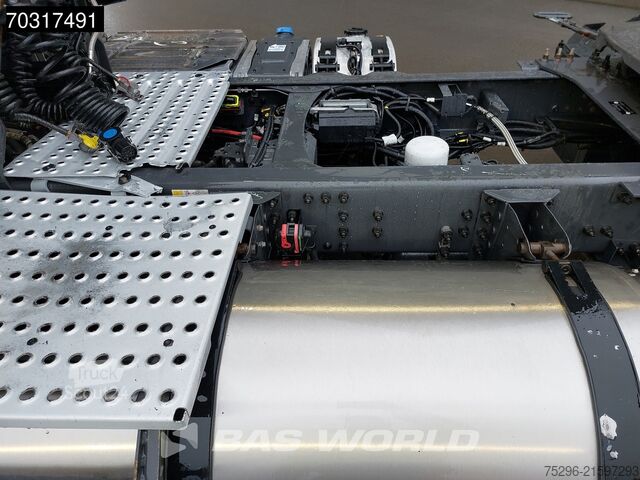 Standard tractor Volvo FH 460 FH 4X2 LNG! NL-Truck XL VEB+