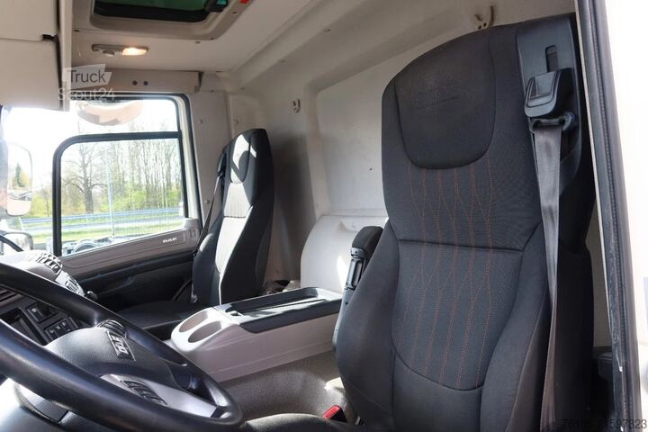 Box body DAF CF 320 CF 320 FA Bak+Klep 2.000 kg