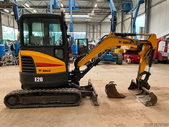 Mini-excavator Bobcat E 26