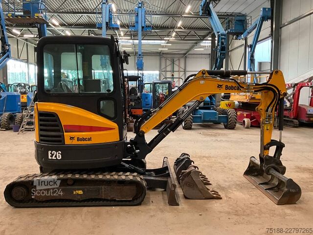 Mini-excavator Bobcat E 26