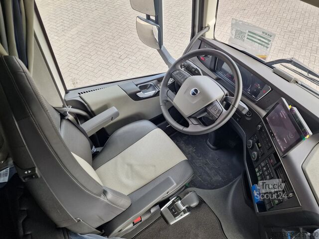 Standardni SZM Volvo FH 13.500 Globetrotter XL Aero 4x2 - New - Full...