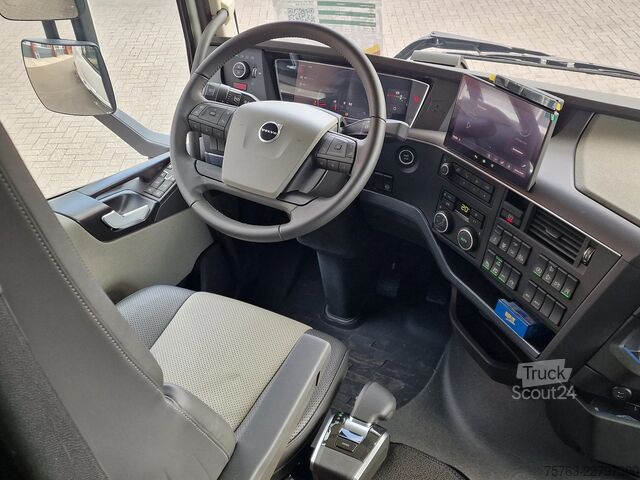 Standardni SZM Volvo FH 13.500 Globetrotter XL Aero 4x2 - New - Full...