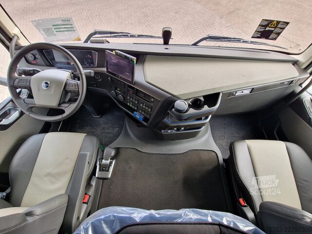 Standardni SZM Volvo FH 13.500 Globetrotter XL Aero 4x2 - New - Full...