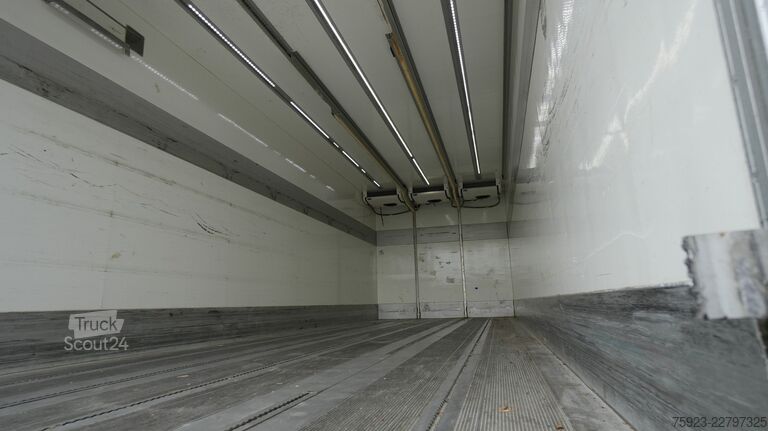 Kyld/fryst transport Volvo FE 280 Frigo truck 592.200km