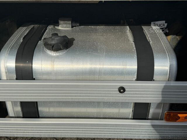Tanker Renault Premium 380.26