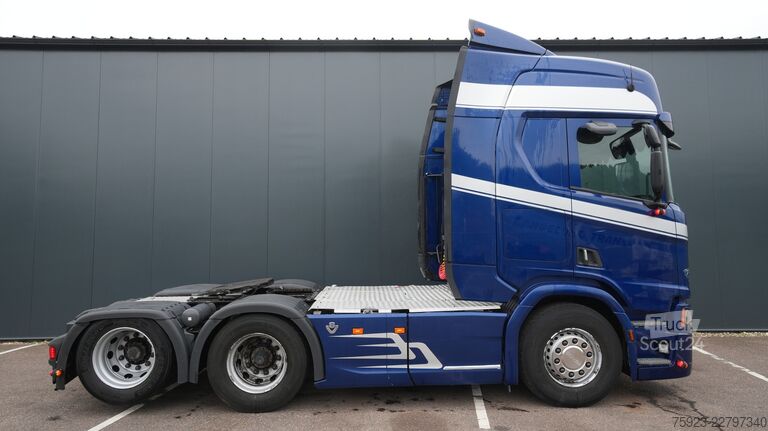Standartinis-SZM Scania R 520 V8 6x2 tractor unit retarder