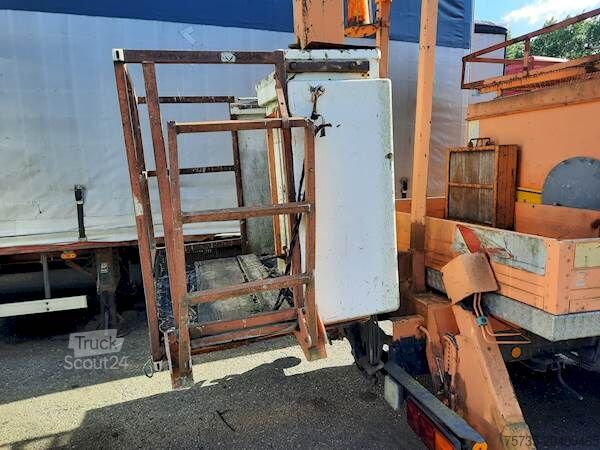 Plataforma elevadora MERCEDES-BENZ 914