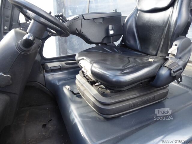 Frontgaffeltruck Linde E50HL-01/600