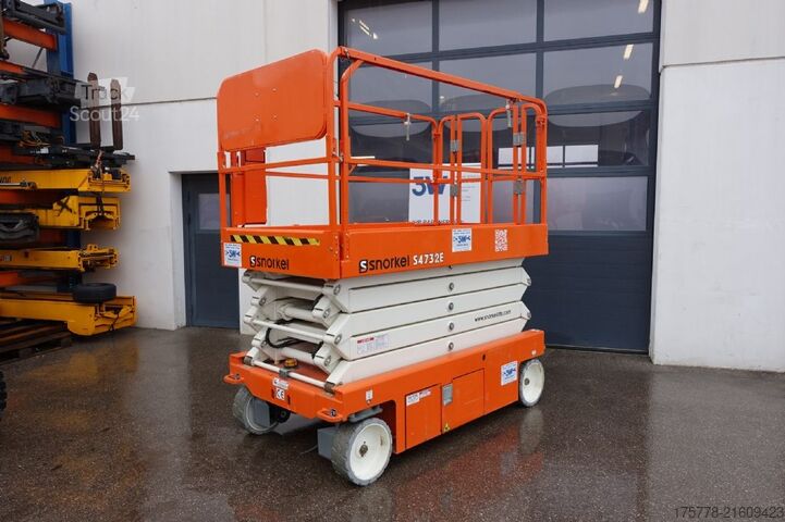 Arbeidsplattform Snorkel S4732E