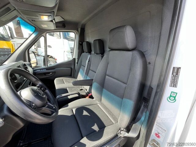 Kasa kamyoneti MERCEDES-BENZ Sprinter 316 CDI Standardkoffer LBW 4,4m+LBW