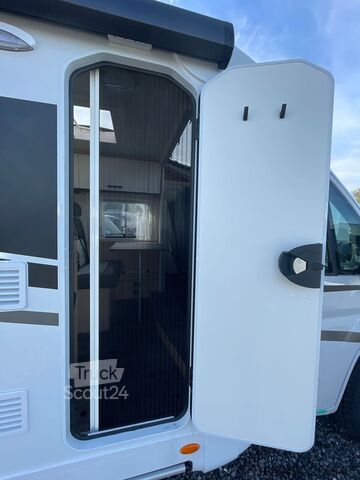 Half-integraal camper SUNLIGHT SUNLIGHT V 66 ADVENTURE EDITION