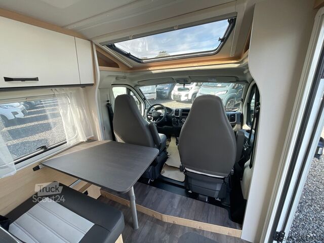 Half-integraal camper SUNLIGHT SUNLIGHT V 66 ADVENTURE EDITION