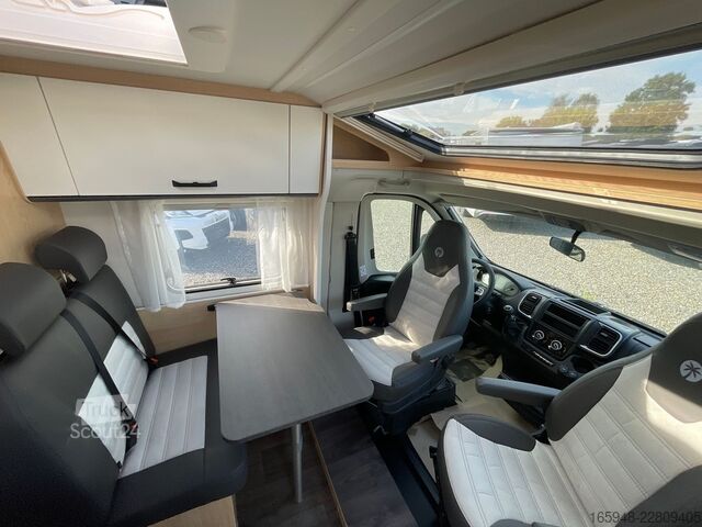 Half-integraal camper SUNLIGHT SUNLIGHT V 66 ADVENTURE EDITION