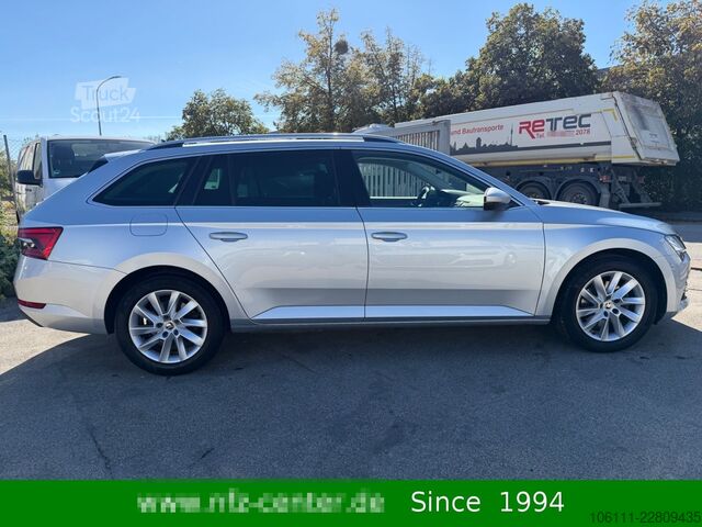 Minibus SKODA Superb Combi Style DSG Business Amundsen Kamera