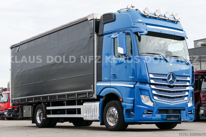 LKW mit Pritsche & Plane MERCEDES-BENZ Actros 1863 Pritsche Plane Retarder LBW Euro 6
