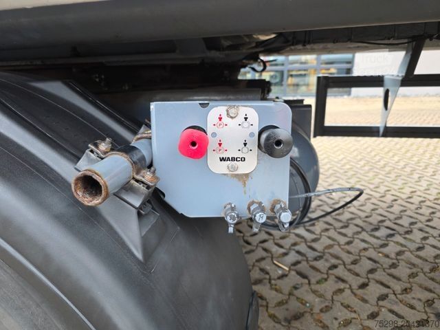 Tankanhänger Esterer , Ulrich TA 18.186 / Alu-Felgen / ADR AT