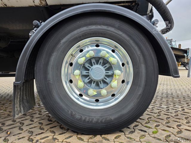 Tankanhänger Esterer , Ulrich TA 18.186 / Alu-Felgen / ADR AT