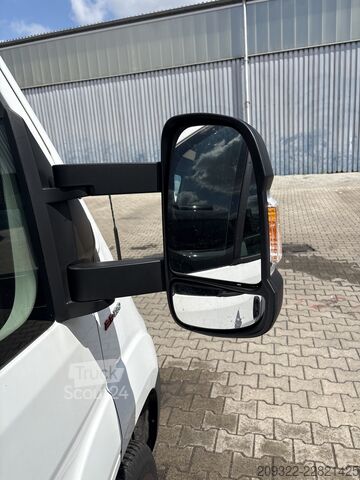 Autorulotă semi-integrată Fiat Ducato Weinsberg Carasuite 650MF del 2020 | Manuale | Posti letto: 5