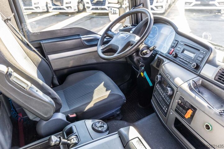 Грузовик-цистерна MAN TGM 18.290 BL+ALU CM 13.000L+5COMP