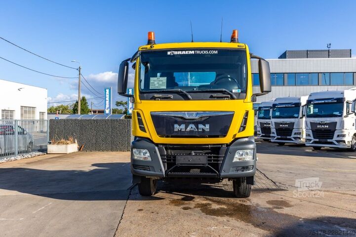 Estándar-SZM MAN TGS 18.360 BLS-4X4H (PTO)