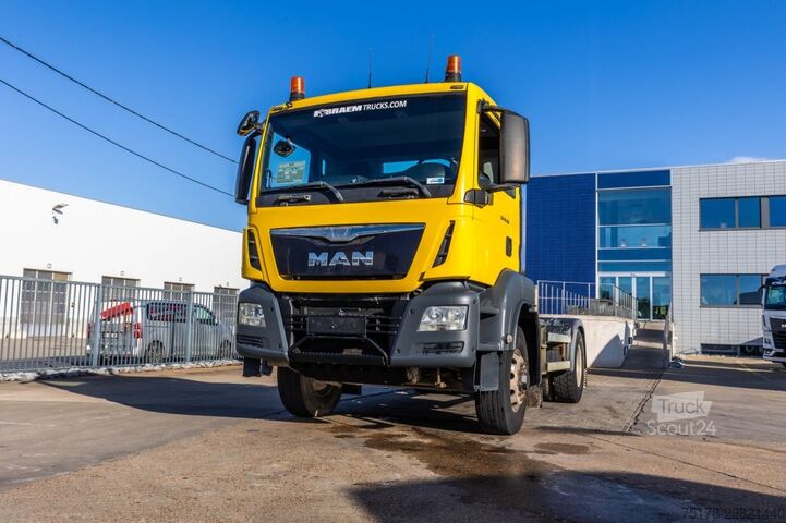 Estándar-SZM MAN TGS 18.360 BLS-4X4H (PTO)