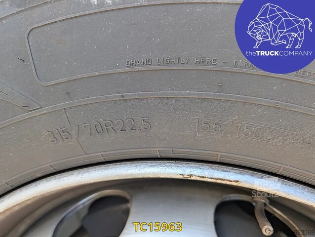 Standaard-SZM Iveco S-Way 460