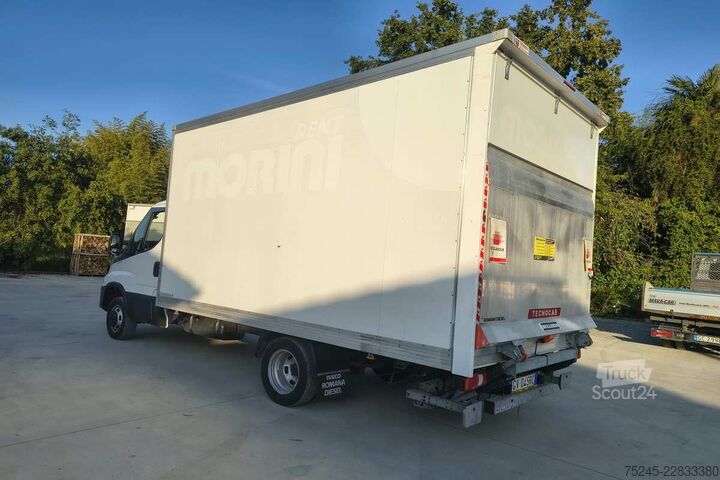 Furgoneta caja Iveco DAILY 35 14 2.3 CASSA E PEDANA
