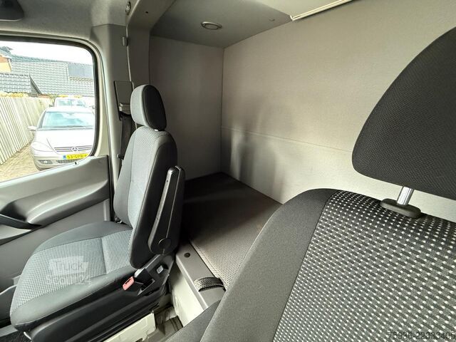 BE-SZM Mercedes-Benz Sprinter 519 V6 Be Trekker 8.5 Ton Sleepcab Cra...