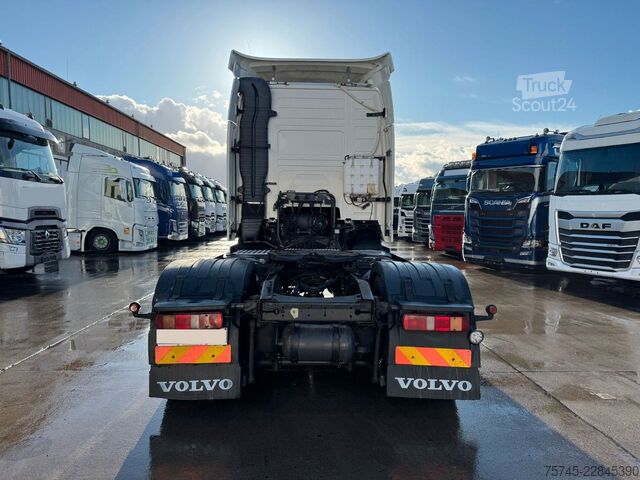 Стандартний тягач VOLVO FH 460 * STANDKLIMA * GLOBETROTTER  XL *2XTANK *