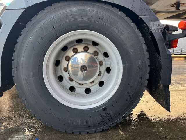 Стандартний тягач VOLVO FH 460 * STANDKLIMA * GLOBETROTTER  XL *2XTANK *