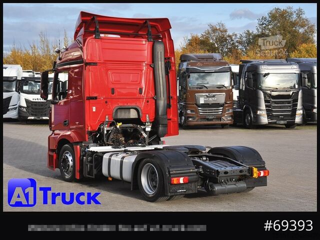 Volume tractor unit MERCEDES-BENZ Actros 1832, Lowliner, 1 Vorbesitzer