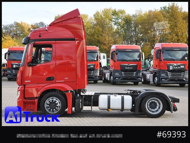 Volume tractor unit MERCEDES-BENZ Actros 1832, Lowliner, 1 Vorbesitzer