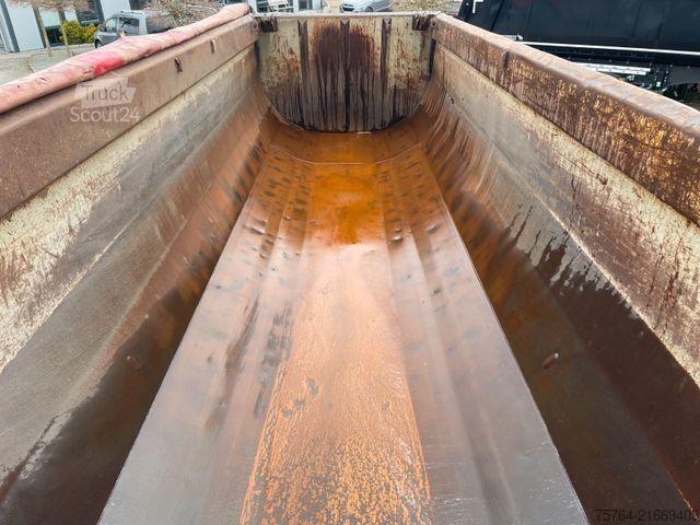 Semirremolque volquete KEMPF ca. 25m³ Thermokippauflieger / Alufelgen