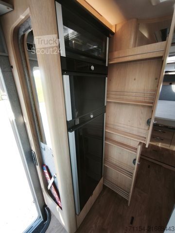 Integrirani avtodom HYMER/ERIBA B 790 ML ,Mercedes, ohne Hubbett,