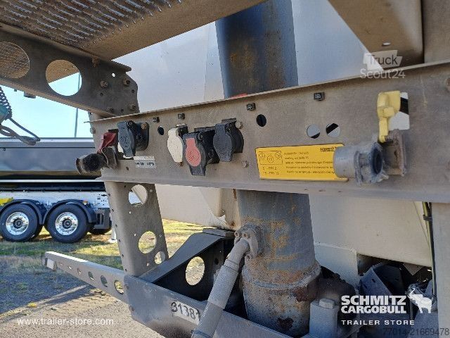 Semirremolque volquete Schmitz Cargobull Tipper Steel half pipe body